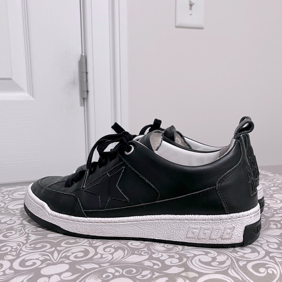 Golden Goose Black Leather YEAH Sneakers with White Trim - Picture 11 of 12